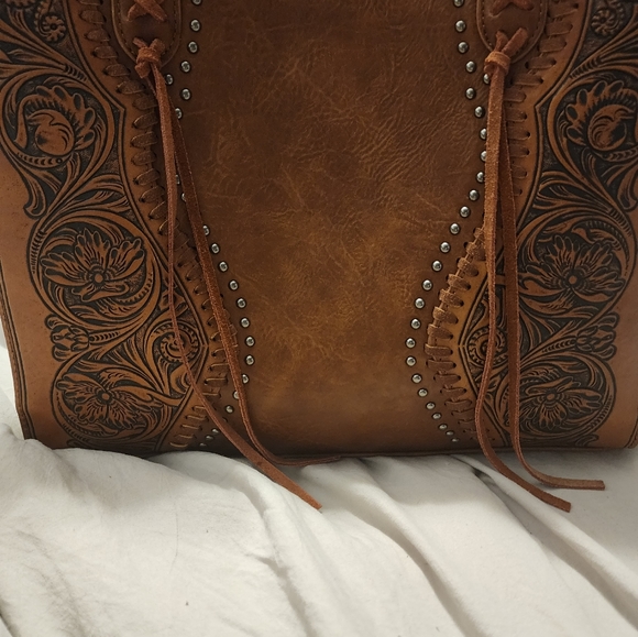 New! Concealed to carry western purse - Picture 2 of 3